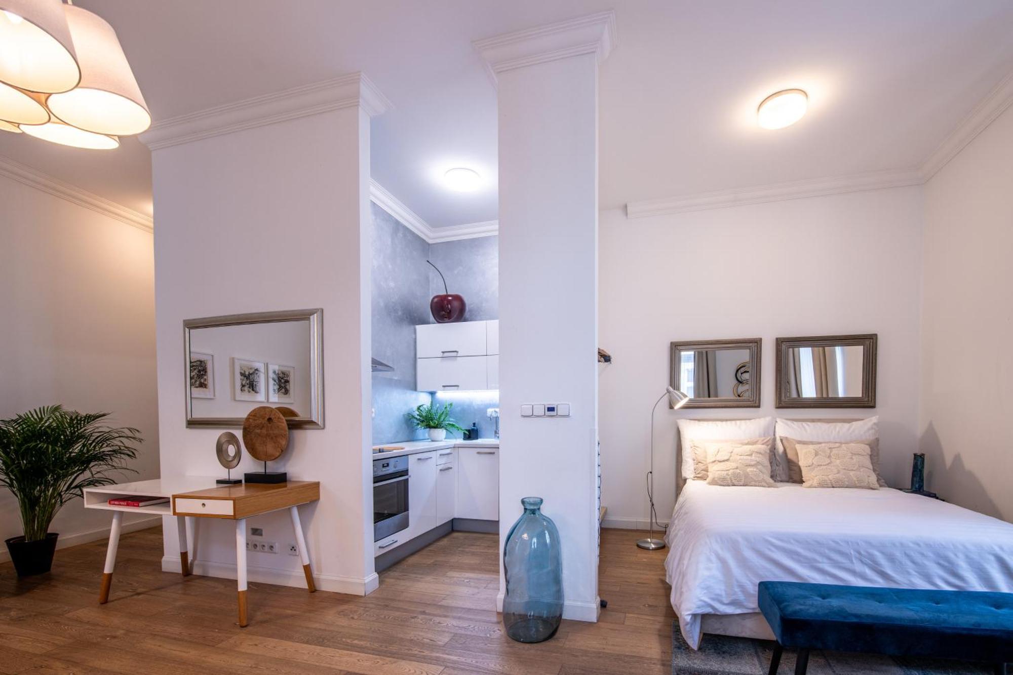 Modern Downtown Apt - Renovated, On Ideal Location Prague Exterior photo