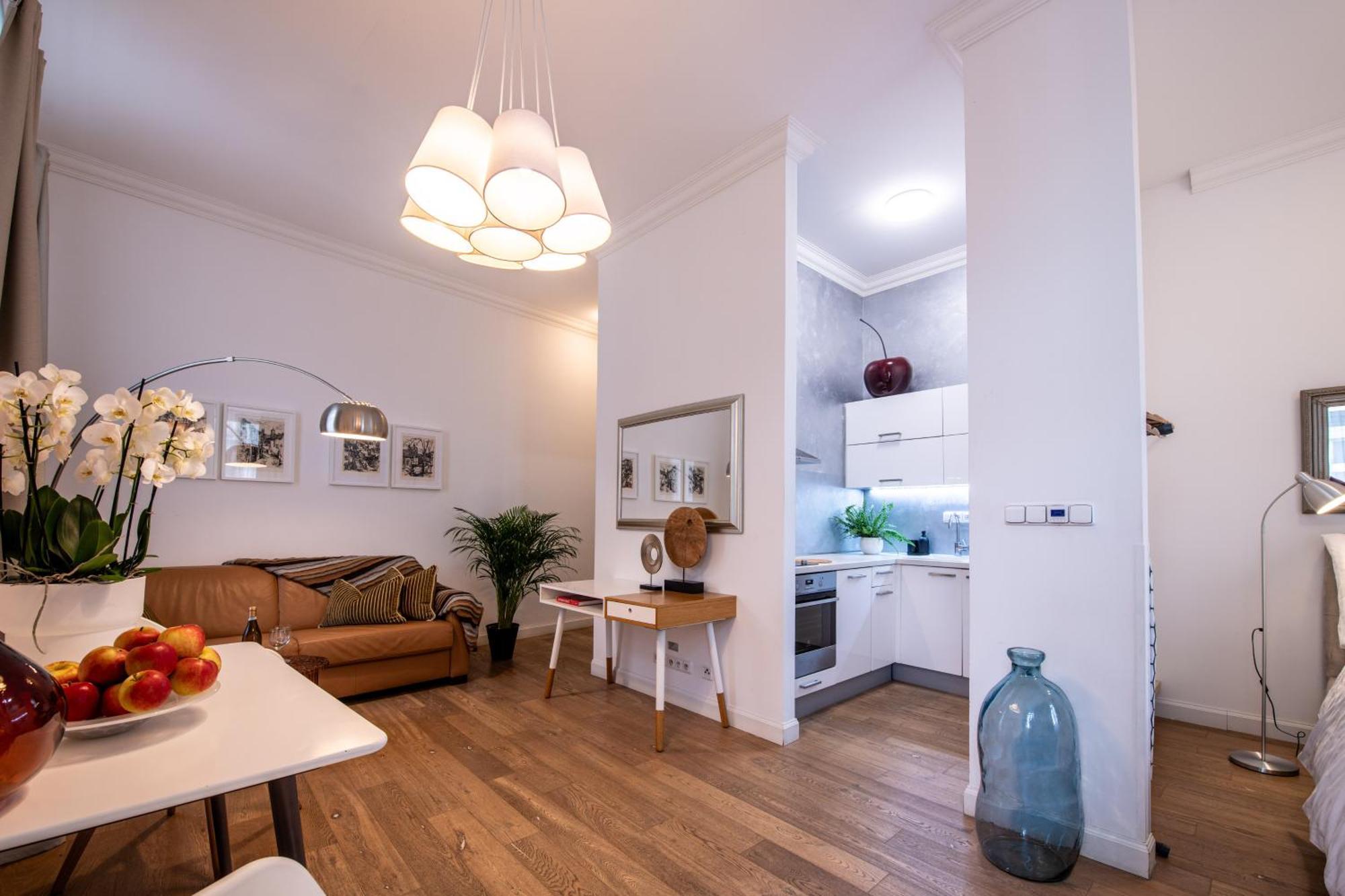 Modern Downtown Apt - Renovated, On Ideal Location Prague Exterior photo